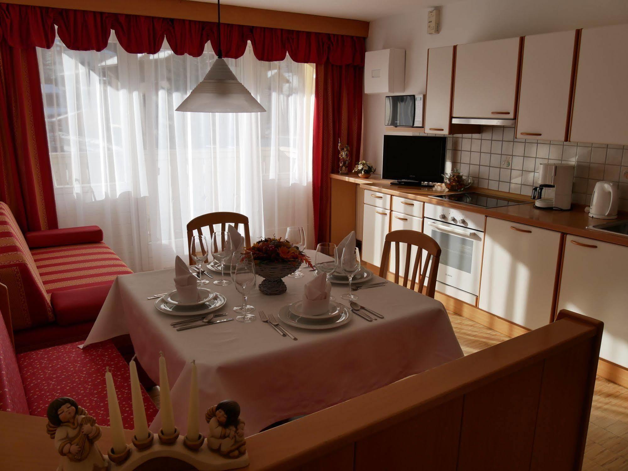 Appartmenthotel Residence Elvis Ortisei Exterior photo